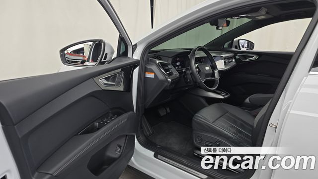 Audi Q4 e-tron (F4) 40 2022 — фото 10