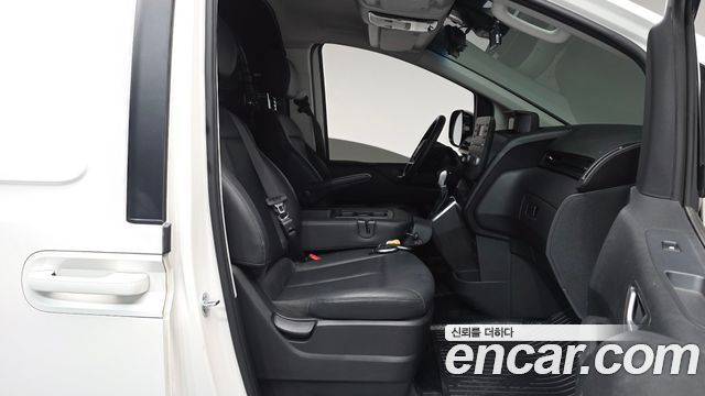 Hyundai Staria Cargo 3-Seater Modern 2025 — фото 12