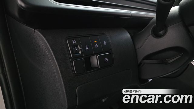 Hyundai Staria Cargo 3-Seater Modern 2025 — фото 18