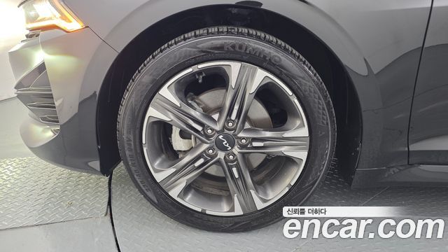 Kia K5 (III) 2.0 Prestige 2023 — фото 5