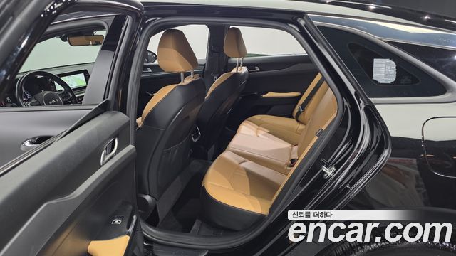 Kia K5 (III) 2.0 Prestige 2023 — фото 11