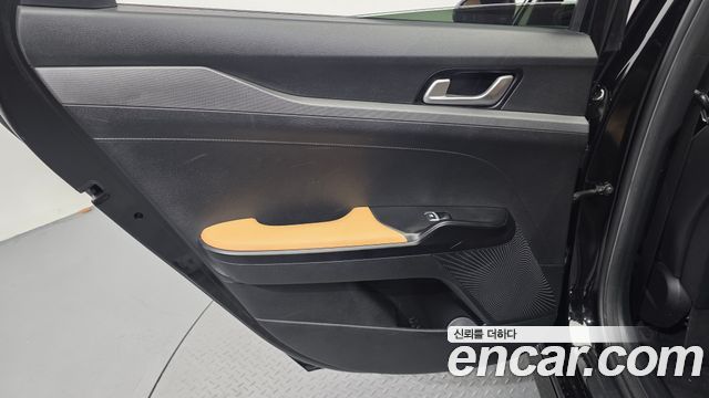 Kia K5 (III) 2.0 Prestige 2023 — фото 25