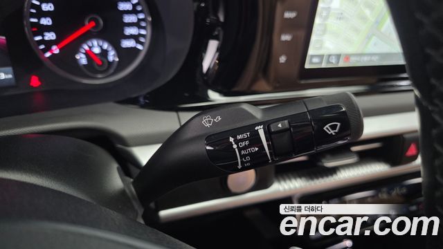 Kia K5 (III) 2.0 Prestige 2023 — фото 29