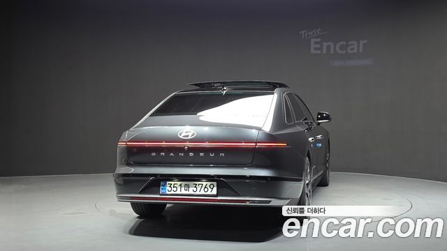 Hyundai Grandeur (GN7) 2,5 Gasoline 2WD Exclusive 2023 — фото 4