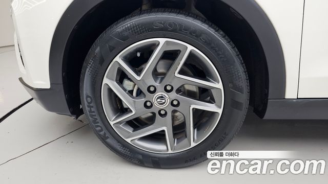 KG Mobility (SsangYong) Very New Tivoli Gasoline 1.5 2WD V3 2022 — фото 5