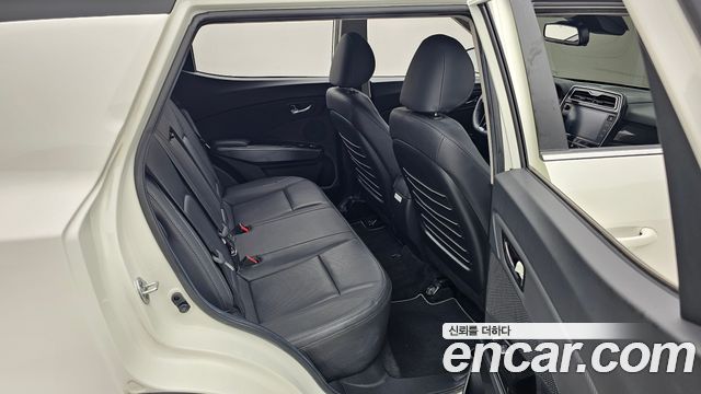 KG Mobility (SsangYong) Very New Tivoli Gasoline 1.5 2WD V3 2022 — фото 12