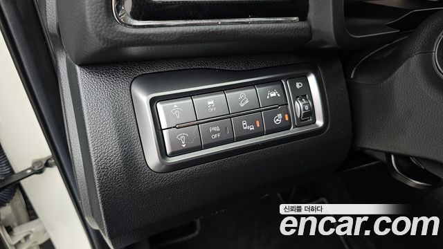 KG Mobility (SsangYong) Very New Tivoli Gasoline 1.5 2WD V3 2022 — фото 16