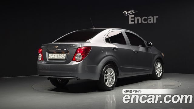Chevrolet Aveo Sedan LT Luxury 2013 — фото 2