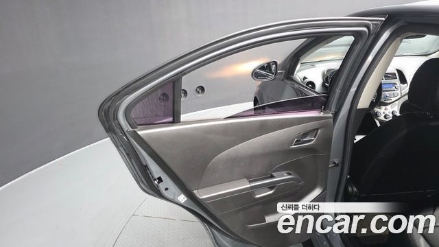 Chevrolet Aveo Sedan LT Luxury 2013 — фото 25