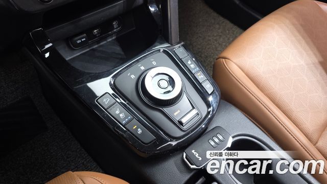 Kia Seltos Gasoline 2.0 2WD Signature 2024 — фото 9