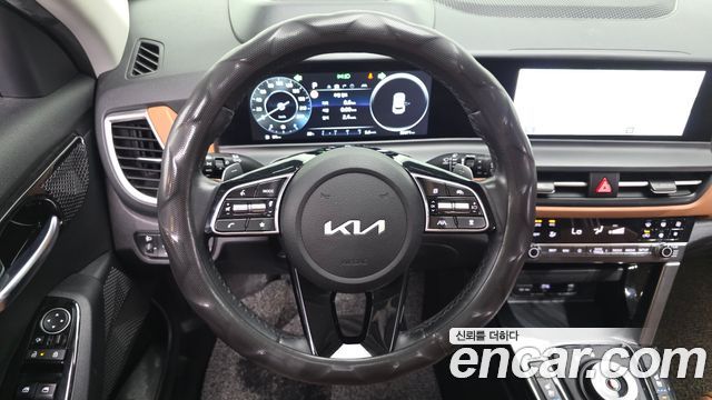 Kia Seltos Gasoline 2.0 2WD Signature 2024 — фото 14