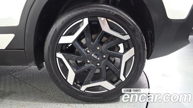 Kia Seltos Gasoline 2.0 2WD Signature 2024 — фото 21
