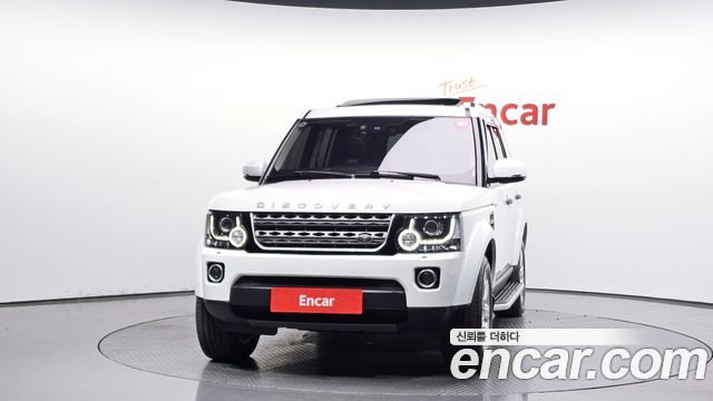Land Rover Discovery 4 3.0 SDV6 SE 2016 — фото 3