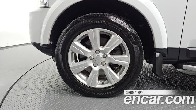 Land Rover Discovery 4 3.0 SDV6 SE 2016 — фото 5