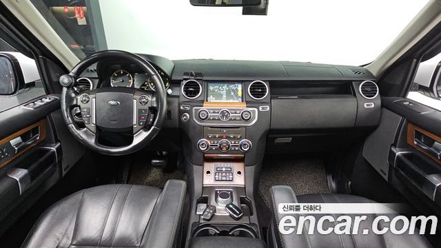 Land Rover Discovery 4 3.0 SDV6 SE 2016 — фото 7