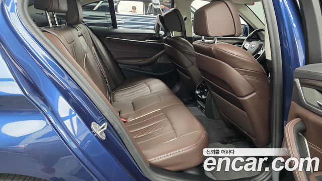 BMW 5 Series (G30) 530i Luxury 2021 — фото 12
