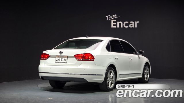 Volkswagen Passat 2.0 TDI B7 2013 — фото 2