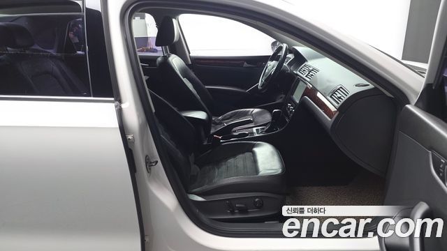 Volkswagen Passat 2.0 TDI B7 2013 — фото 10