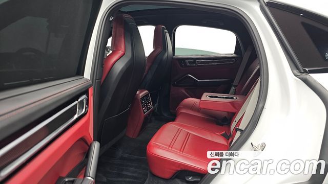 Porsche Cayenne (PO536) 3.0 COUPE PLATINUM EDITION 2023 — фото 16