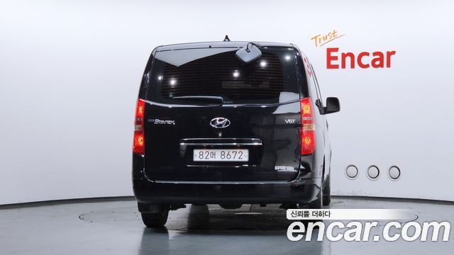 Hyundai Grand Starex Van 5-Seater Modern 2021 — фото 4