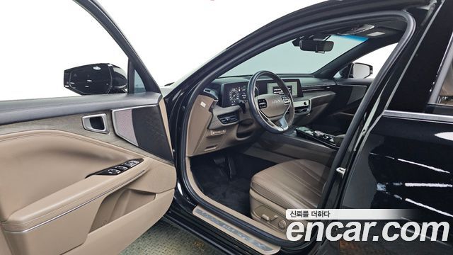 Kia K8 2.5 Gasoline 2WD Noblesse 2023 — фото 10