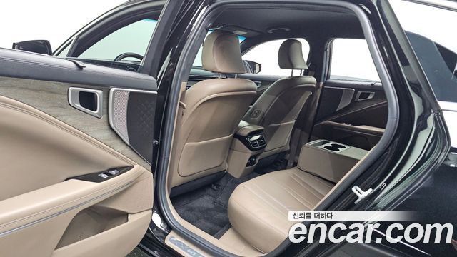 Kia K8 2.5 Gasoline 2WD Noblesse 2023 — фото 15