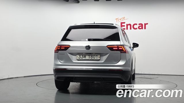 Volkswagen Tiguan (II) 2.0 TDI Prestige 2018 — фото 4