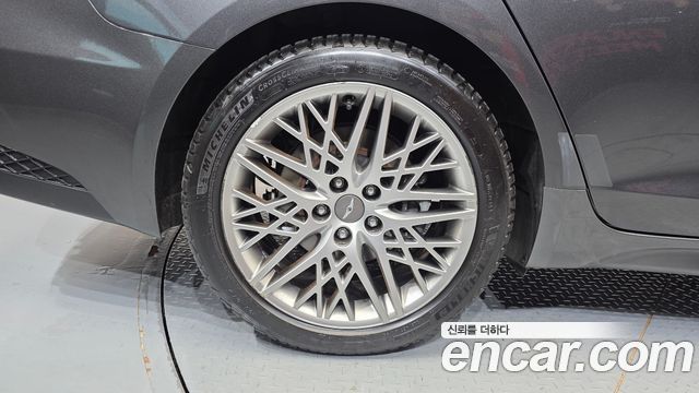 Genesis G70 Gasoline 2.0T 2WD 2021 — фото 21