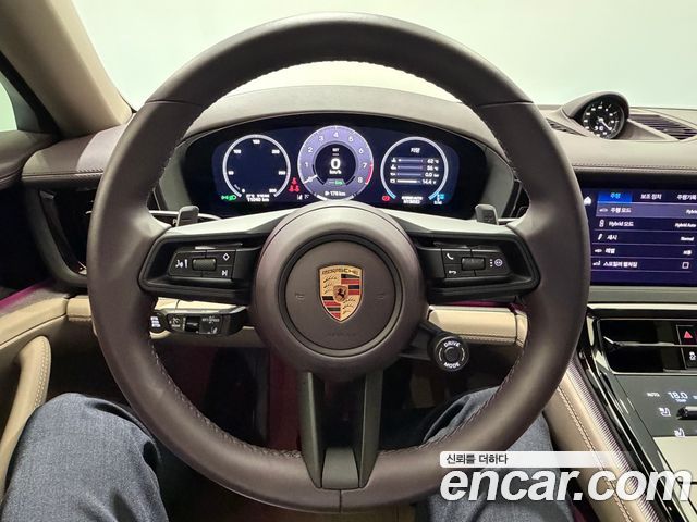 Porsche Panamera (976) 2.9 AWD E-Hybrid 2025 — фото 10