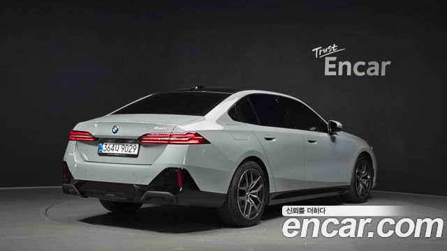 BMW 5 Series (G60) 520i M Sport 2026 — фото 2