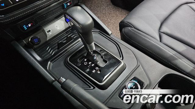 KG Mobility (SsangYong) Rexton Sports Khan Diesel 2.2 4WD Prestige 2021 — фото 9