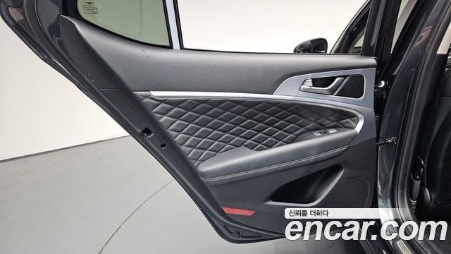 Genesis G70 2.0T Elite 2019 — фото 31