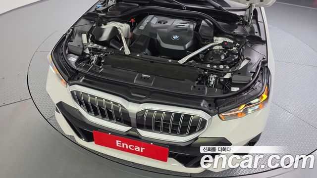 BMW 5 Series (G60) 530i xDrive M Sport 2026 — фото 6