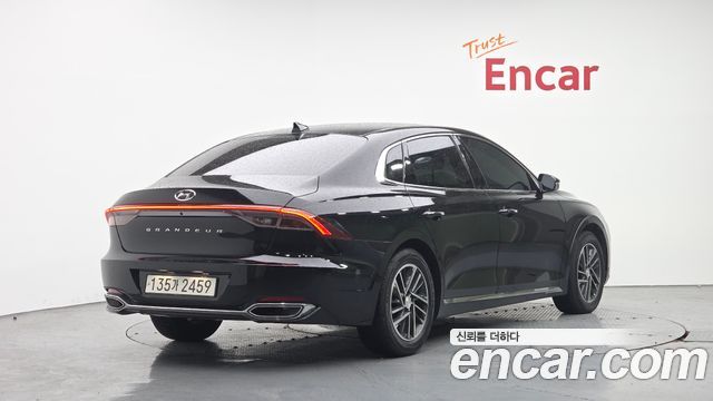 Hyundai Grandeur (IG) 3.0 LPi Rent Car Modern 2023 — фото 2