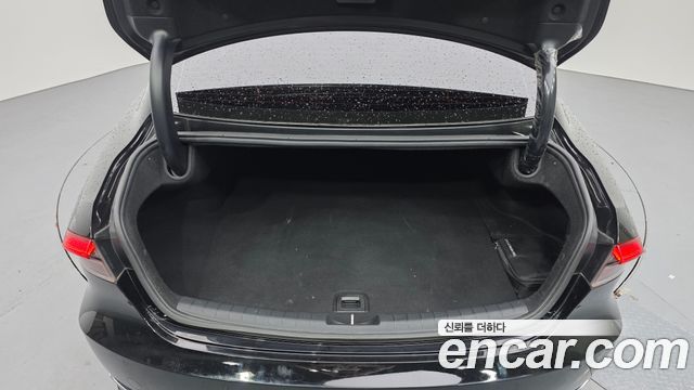 Hyundai Grandeur (IG) 3.0 LPi Rent Car Modern 2023 — фото 20