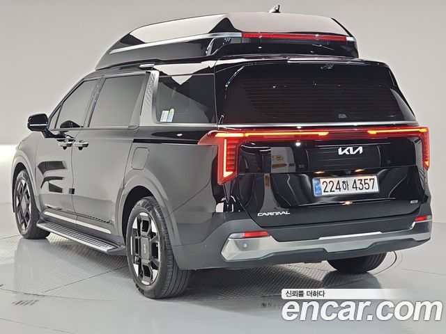 Kia Carnival (IV) HEV 9-Seater Hi-Limousine Signature 2025 — фото 3