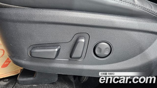 Hyundai Santa Fe Diesel 2.2 2WD Exclusive 2022 — фото 27