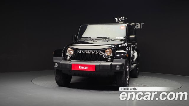 Jeep Wrangler (JK) 3.6 Sahara 4Door 2017 — фото 3