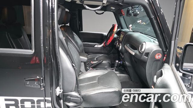 Jeep Wrangler (JK) 3.6 Sahara 4Door 2017 — фото 11