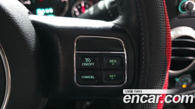 Jeep Wrangler (JK) 3.6 Sahara 4Door 2017 — фото 17