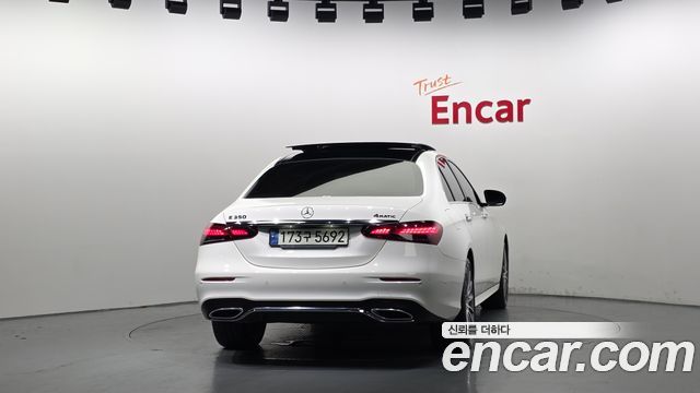 Mercedes-Benz E-Class (W213) E350 4MATIC AMG Line 2021 — фото 4