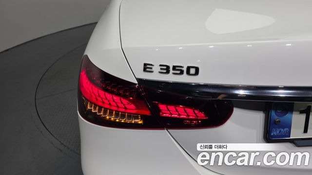 Mercedes-Benz E-Class (W213) E350 4MATIC AMG Line 2021 — фото 23