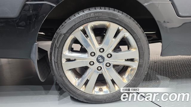 Hyundai Solati 15-seater Luxury 2023 — фото 5