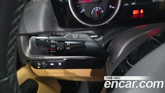 Kia Carnival (IV) Diesel 9-Seater Prestige 2021 — фото 29