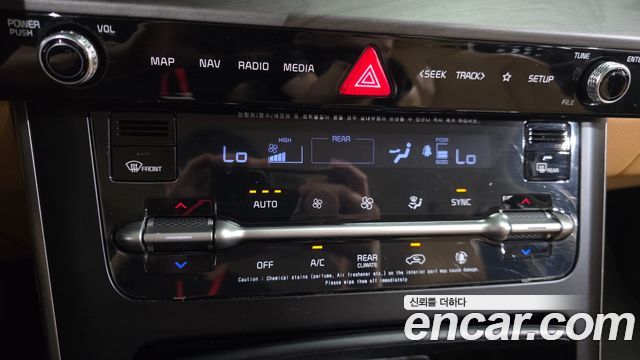 Kia Carnival (IV) Diesel 9-Seater Prestige 2021 — фото 31