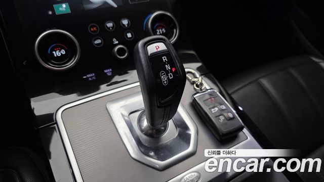Land Rover Range Rover Evoque (II) D150 S 2020 — фото 9