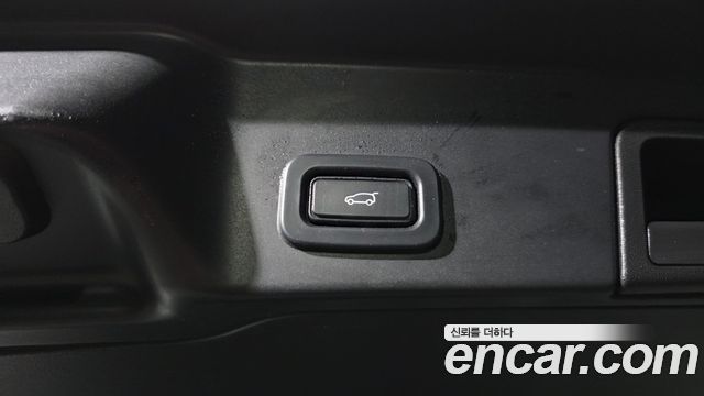Land Rover Range Rover Evoque (II) D150 S 2020 — фото 18