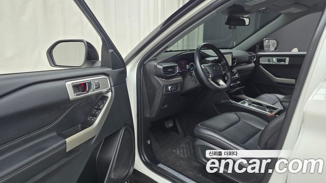 Ford Explorer (VI) 2.3 LimIted 4WD 2021 — фото 10