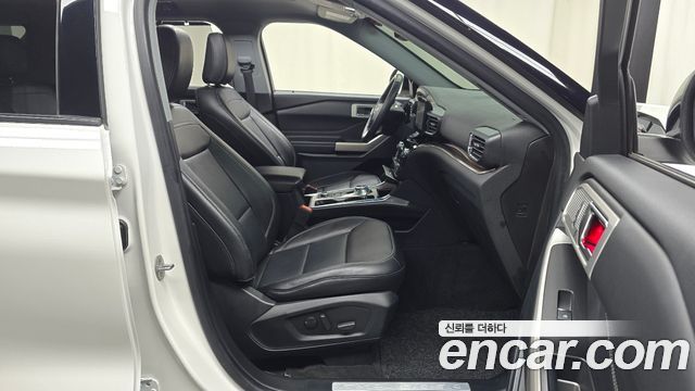 Ford Explorer (VI) 2.3 LimIted 4WD 2021 — фото 26