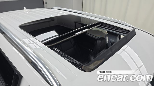 Ford Explorer (VI) 2.3 LimIted 4WD 2021 — фото 27